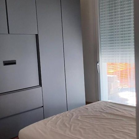 Appartamento Casa Lela Rimini San Giiuliano Esterno foto